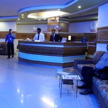 Hotel City Plaza Dźoszohor Zewnętrze zdjęcie