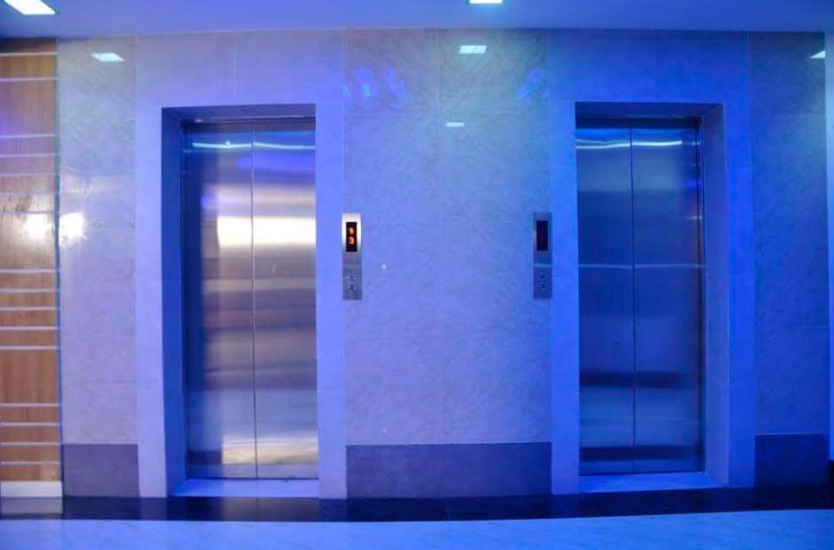 Hotel City Plaza Dźoszohor Zewnętrze zdjęcie