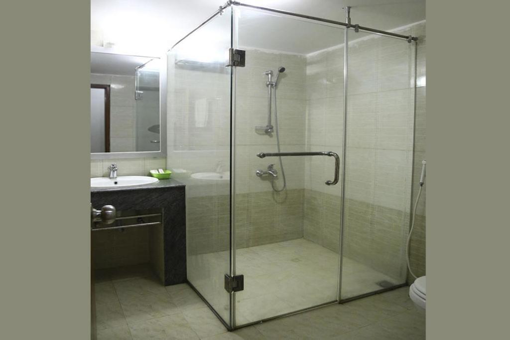 Hotel City Plaza Dźoszohor Zewnętrze zdjęcie
