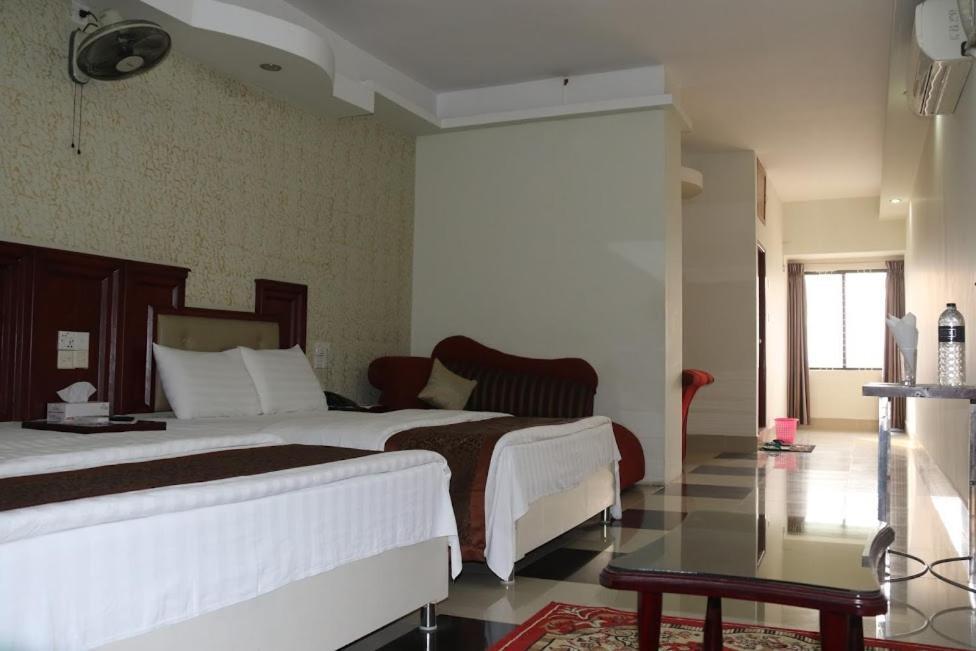 Hotel City Plaza Dźoszohor Zewnętrze zdjęcie